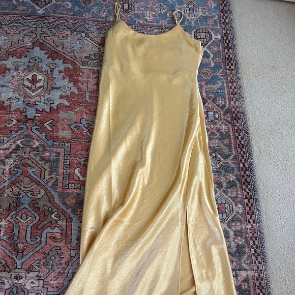 Golden Yellow Dress - Picture 1 of 4